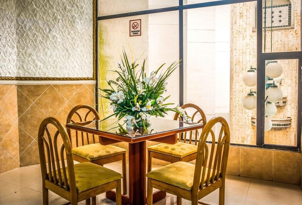 Hotel Puerta De Oro 바랑키야 외부 사진