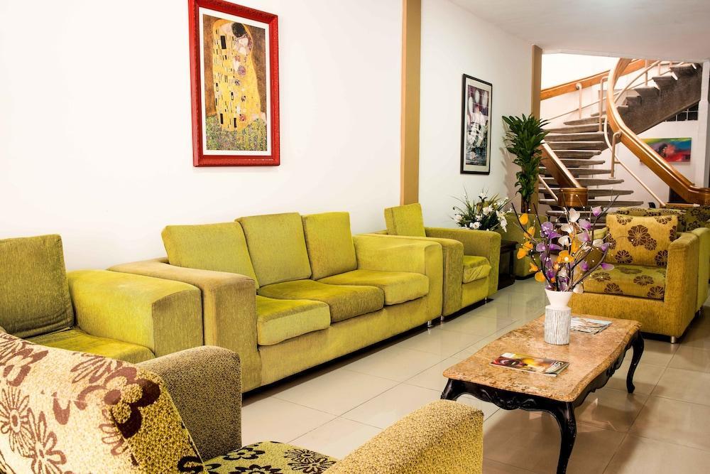 Hotel Puerta De Oro 바랑키야 외부 사진