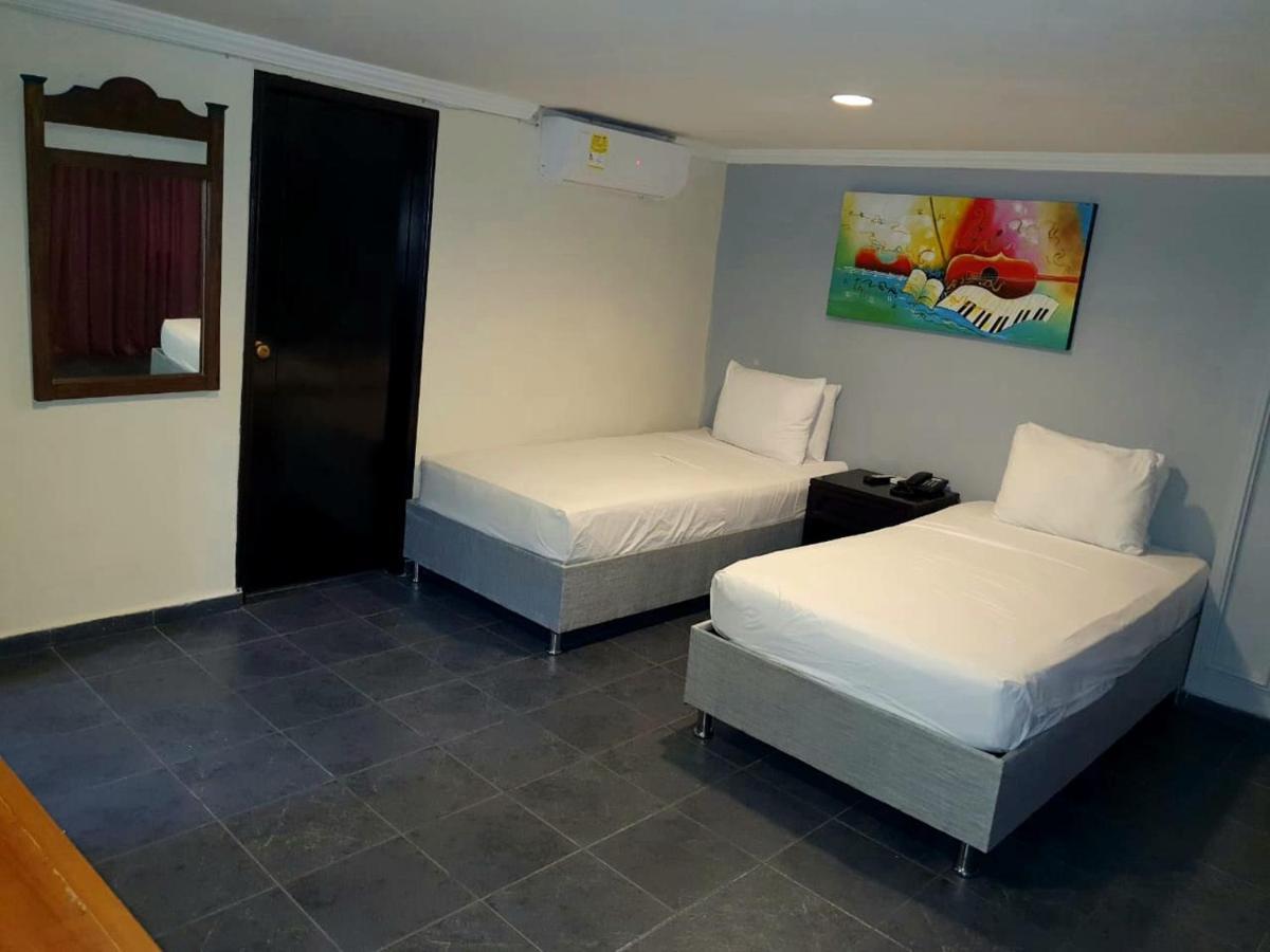Hotel Puerta De Oro 바랑키야 외부 사진