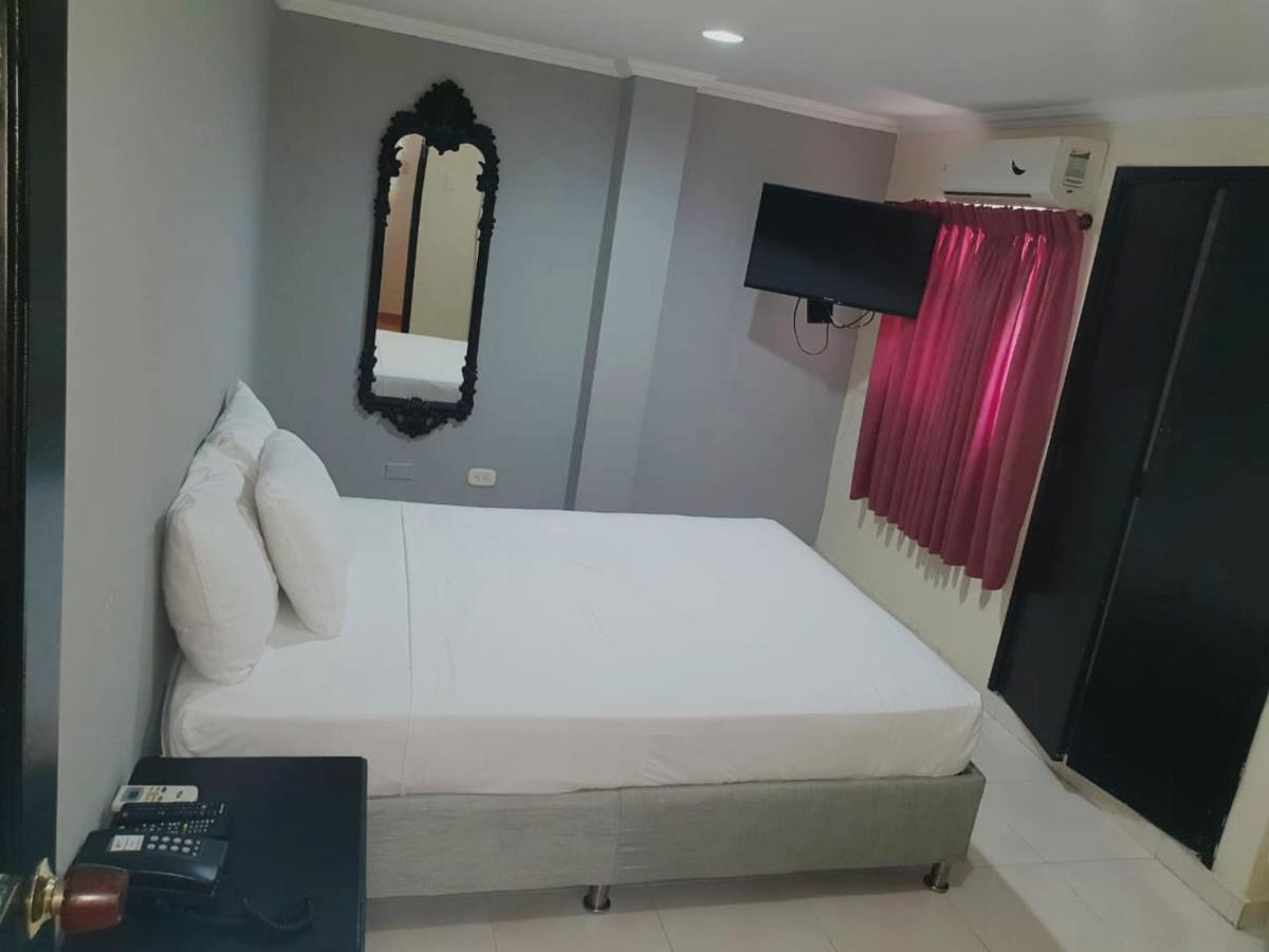 Hotel Puerta De Oro 바랑키야 외부 사진