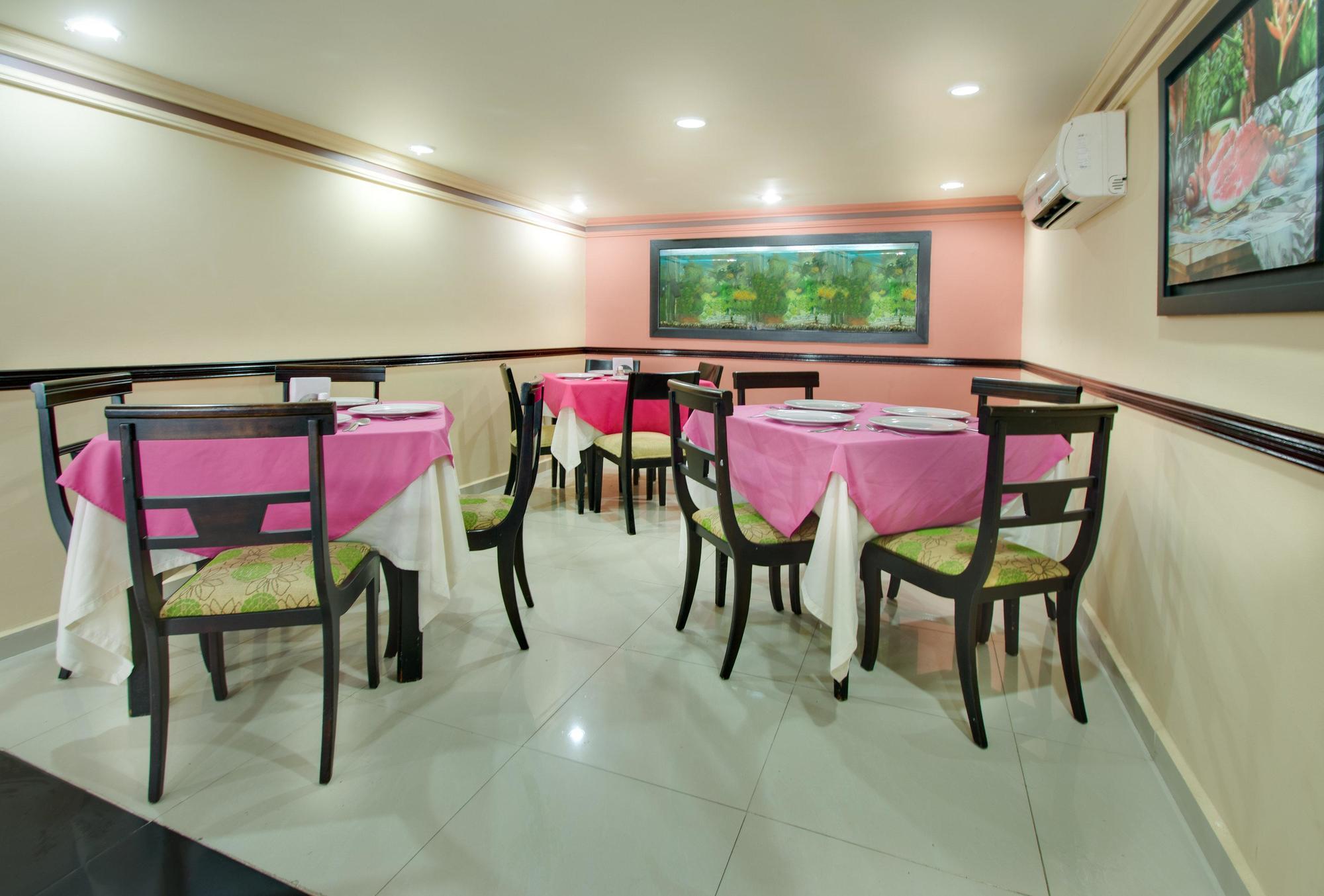 Hotel Puerta De Oro 바랑키야 외부 사진