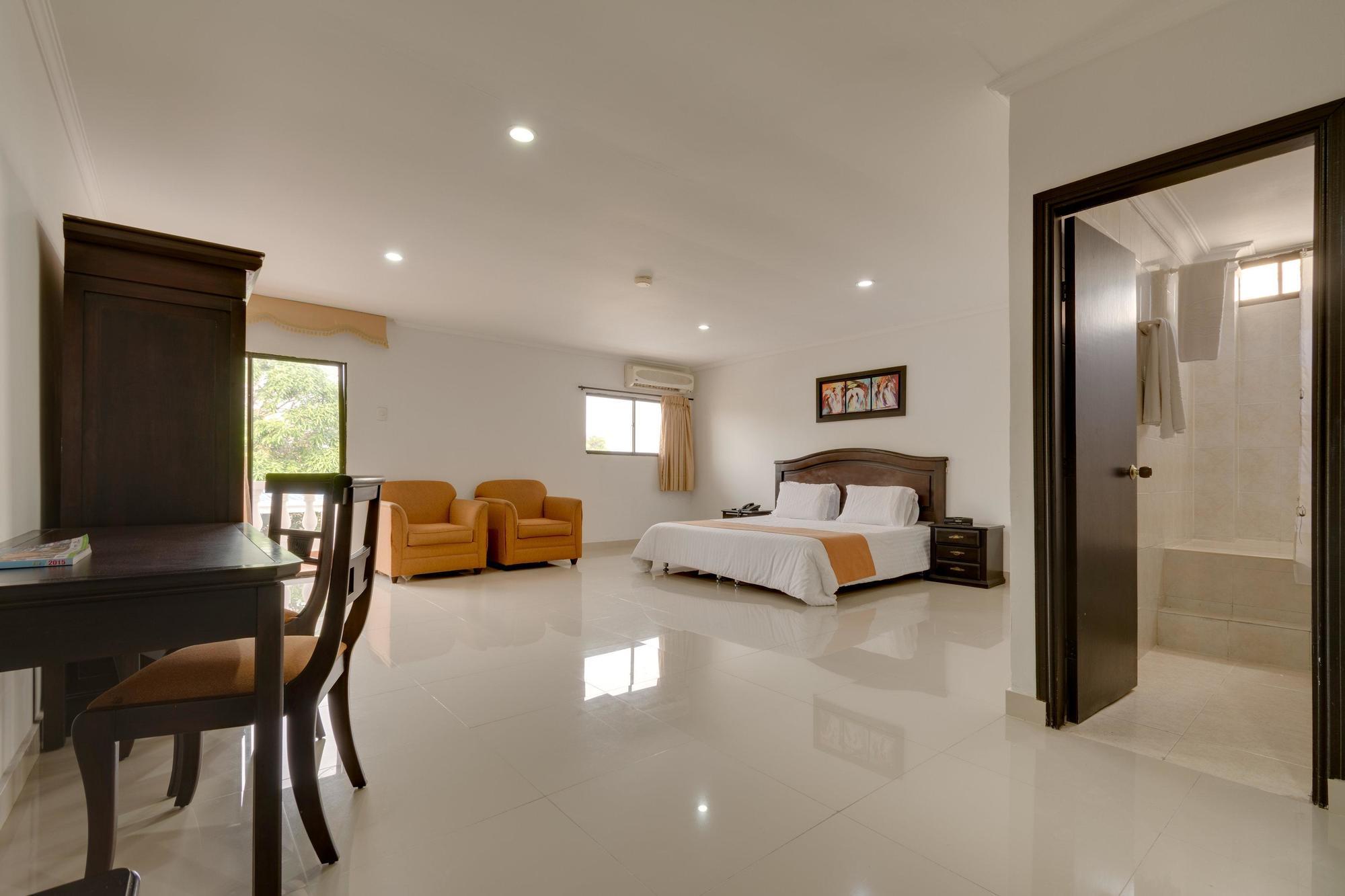 Hotel Puerta De Oro 바랑키야 외부 사진