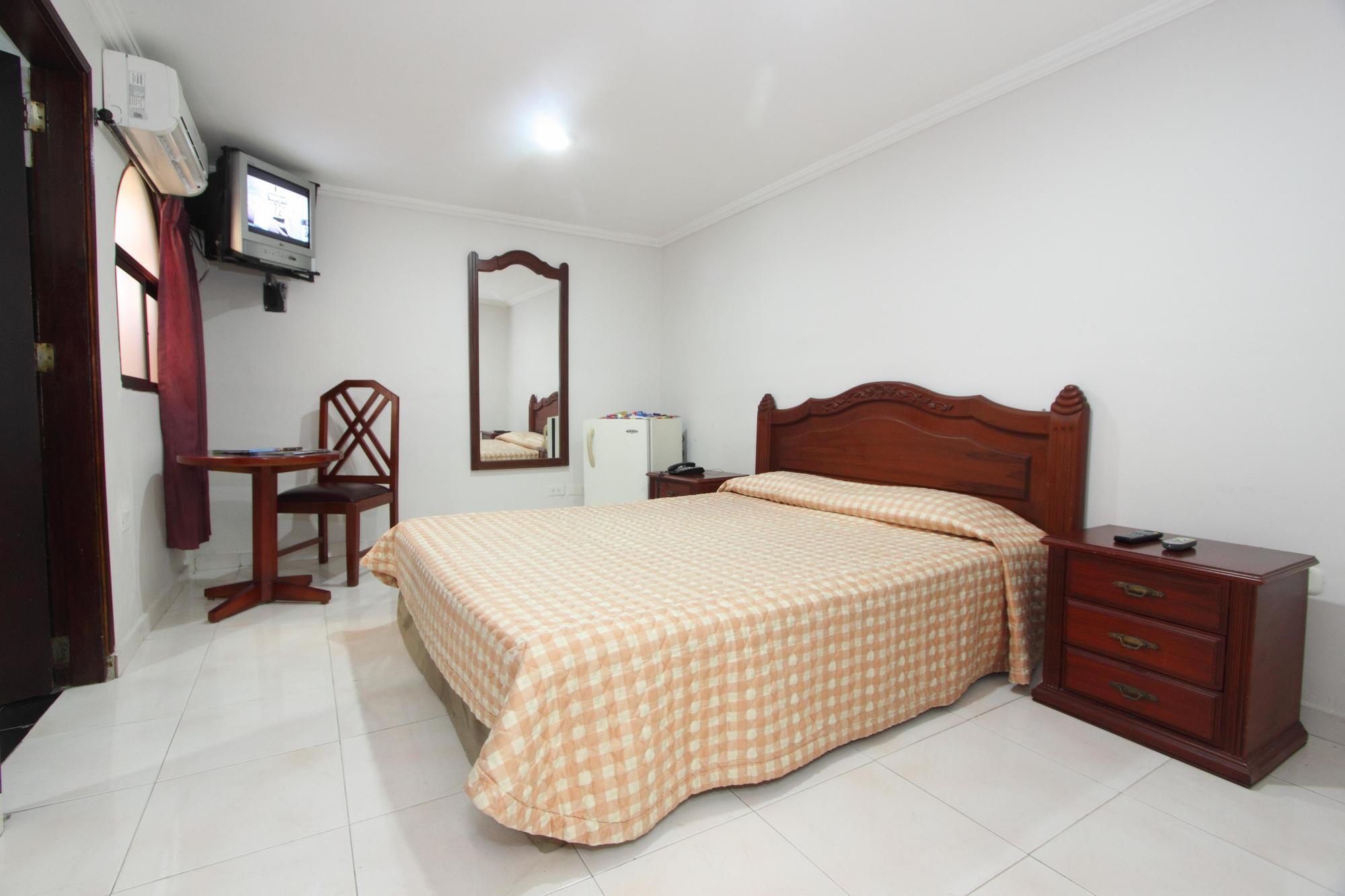 Hotel Puerta De Oro 바랑키야 외부 사진