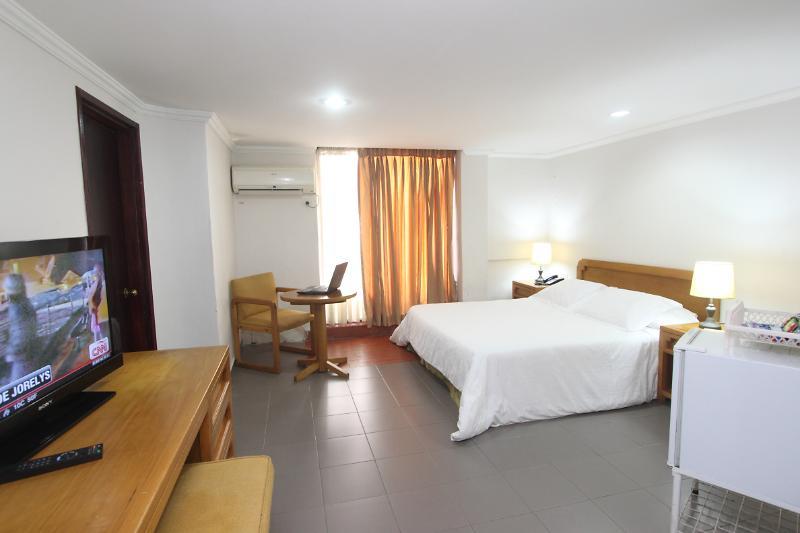 Hotel Puerta De Oro 바랑키야 외부 사진
