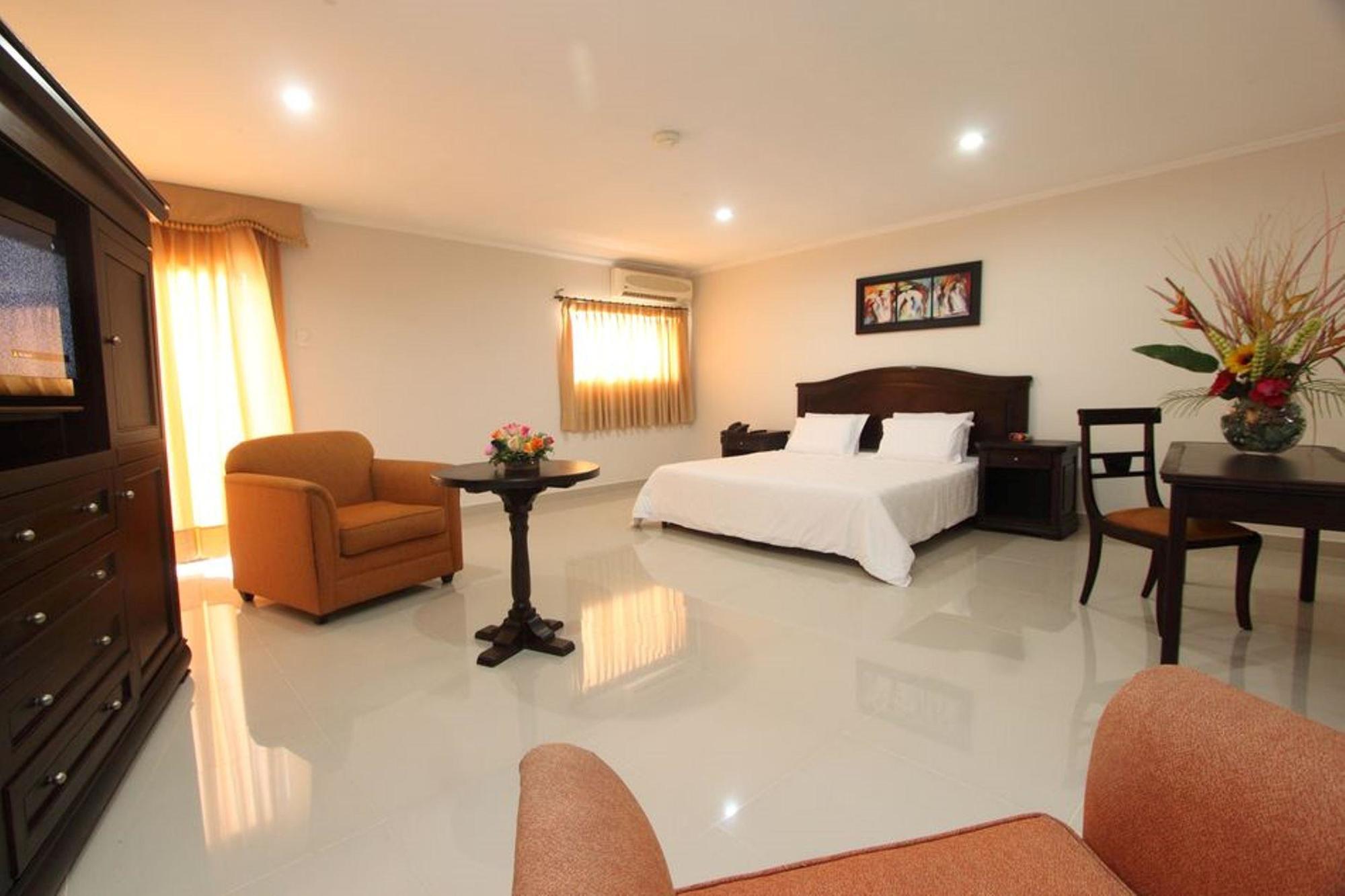 Hotel Puerta De Oro 바랑키야 외부 사진