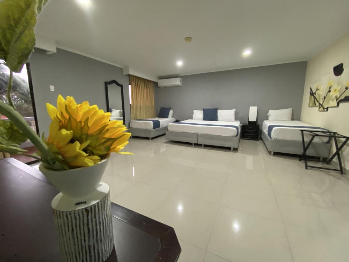 Hotel Puerta De Oro 바랑키야 외부 사진